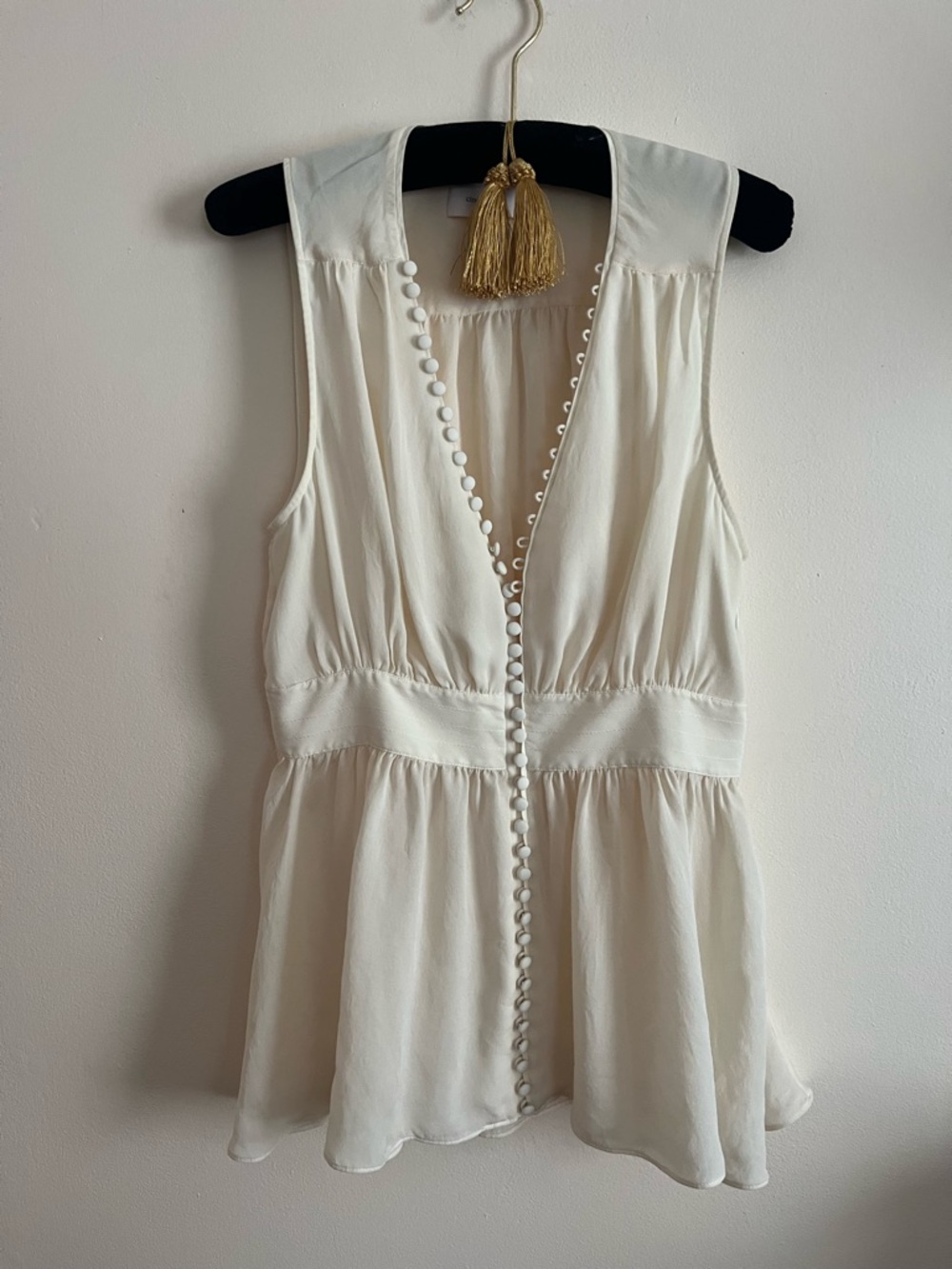 cinq a sept Cream Sleeveless Button-Front Peplum Camisole